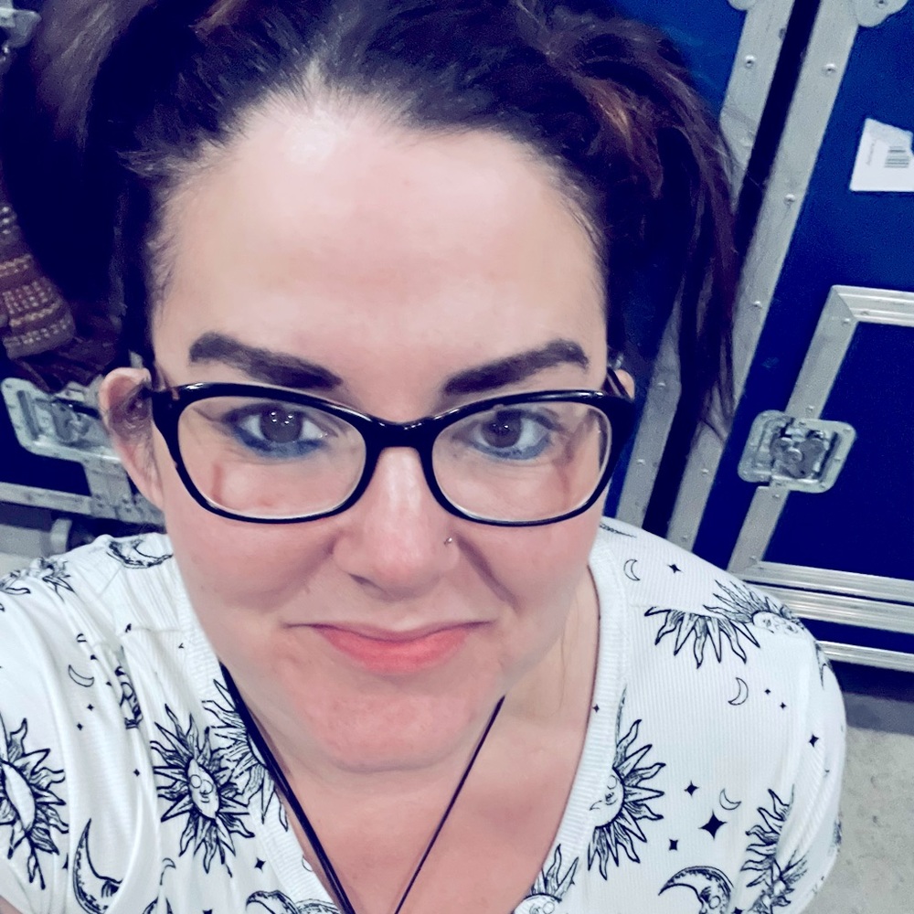 Meet your Posher, Lana